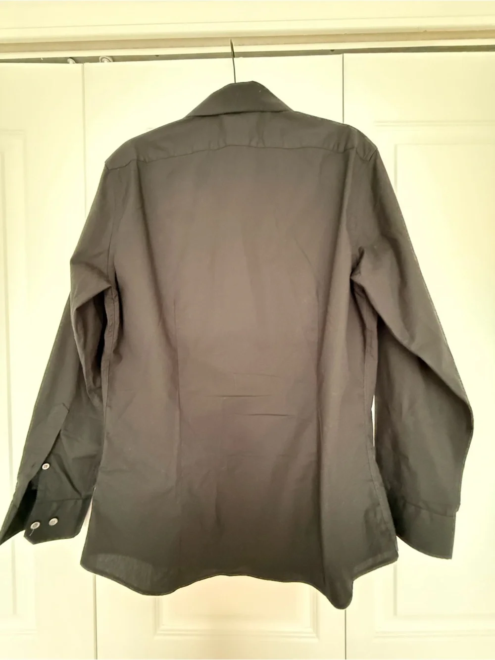 NWOT Banana Republic Men's Athletic Fit Wrinkle Resistant Black Shirt, M